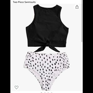 Sofia’s Choice tie knot 2 piece. Size M